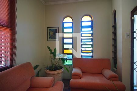 Sala 1 de casa à venda com 4 quartos, 240m² em Rondônia, Novo Hamburgo