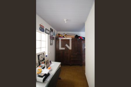 Casa à venda com 552m², 5 quartos e 3 vagas Casa à venda com 552m², 5 quartos e 3 vagasQuarto 1