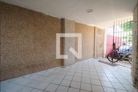 Quintal  de casa para alugar com 5 quartos, 552m² em Vila Monumento, São Paulo