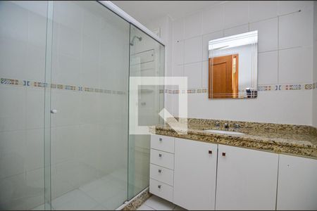 Banheiro da Suíte 1 de apartamento para alugar com 3 quartos, 216m² em São Francisco, Niterói