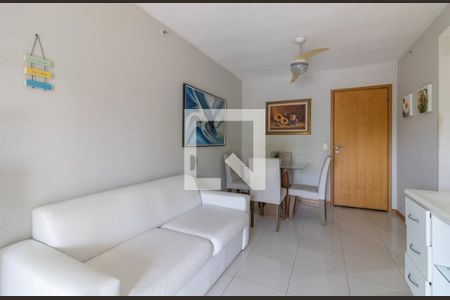 Sala de apartamento para alugar com 1 quarto, 50m² em Recreio dos Bandeirantes, Rio de Janeiro