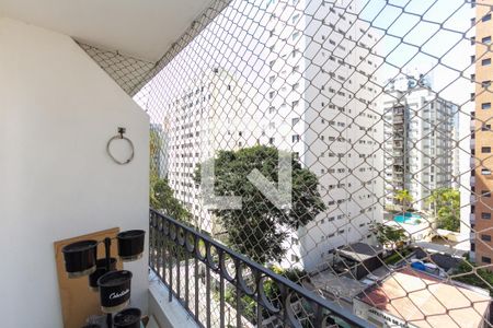 Varanda  de apartamento para alugar com 2 quartos, 61m² em Vila Uberabinha, São Paulo