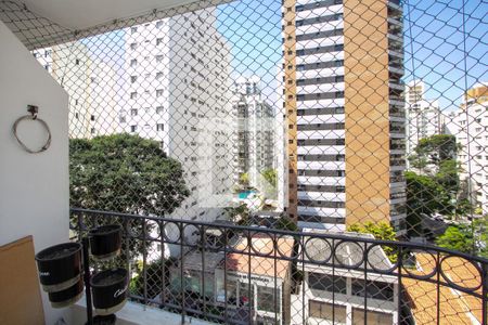 Varanda  de apartamento para alugar com 2 quartos, 61m² em Vila Uberabinha, São Paulo