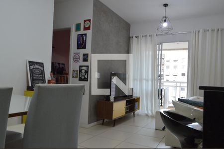 Sala  de apartamento para alugar com 2 quartos, 60m² em Taquara, Rio de Janeiro