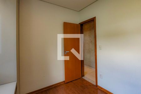 Quarto 1 de apartamento à venda com 2 quartos, 110m² em Riacho das Pedras, Contagem