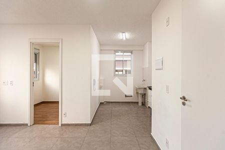 Sala e cozinha de apartamento para alugar com 2 quartos, 34m² em Lapa, São Paulo