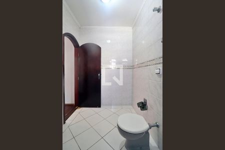 Banheiro do Quarto 1 - Suíte de casa à venda com 4 quartos, 232m² em Parque Oratorio, Santo André