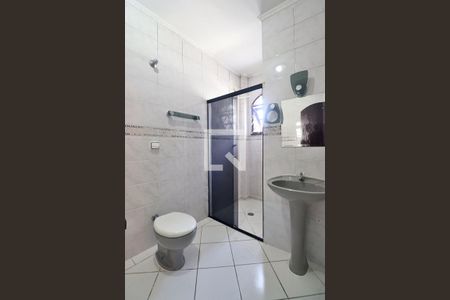 Banheiro do Quarto 1 - Suíte de casa à venda com 4 quartos, 232m² em Parque Oratorio, Santo André