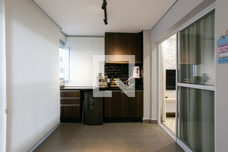 Varanda de apartamento à venda com 2 quartos, 64m² em Chácara Santo Antônio (zona Leste), São Paulo