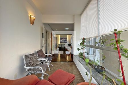 Varanda de apartamento à venda com 4 quartos, 130m² em Santo Antônio, Belo Horizonte