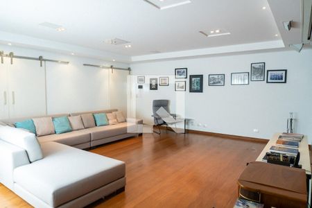 Sala de TV de casa para alugar com 4 quartos, 400m² em Vila Clementino, São Paulo