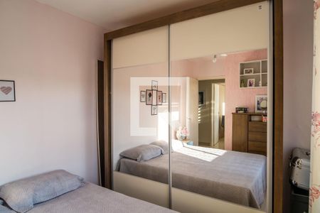 Quarto 2 de apartamento à venda com 2 quartos, 60m² em Cristal, Porto Alegre