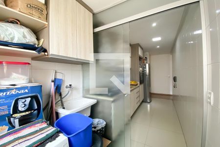 Cozinha e Área de Serviço de apartamento à venda com 2 quartos, 54m² em São Pedro, Osasco