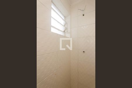 Banheiro de apartamento para alugar com 1 quarto, 38m² em Bom Jesus, Porto Alegre