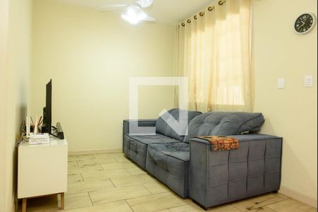 Sala de casa de condomínio à venda com 3 quartos, 65m² em Igara, Canoas