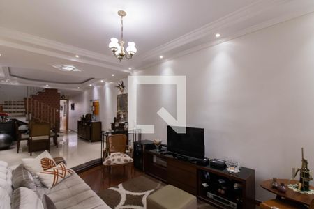 Sala de casa para alugar com 4 quartos, 205m² em Jardim Santa Mena, Guarulhos