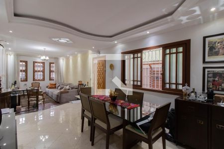 Sala de casa à venda com 4 quartos, 205m² em Jardim Santa Mena, Guarulhos