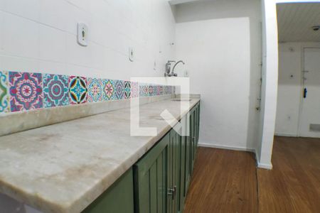 Cozinha de apartamento para alugar com 1 quarto, 30m² em Centro, Niterói