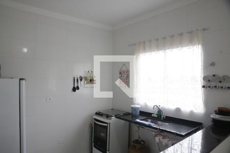 Cozinha de casa para alugar com 2 quartos, 50m² em Vila Caiçara, Praia Grande