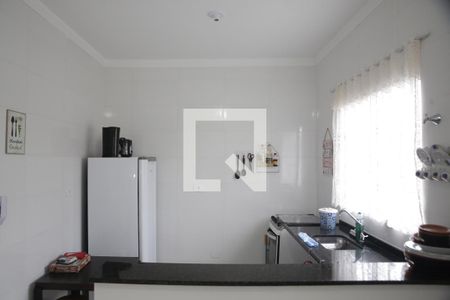 Cozinha de casa para alugar com 2 quartos, 50m² em Vila Caiçara, Praia Grande