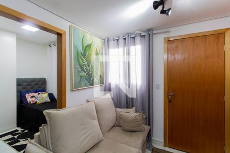 Sala e Cozinha Integrada  de apartamento à venda com 2 quartos, 33m² em Parque Artur Alvim, São Paulo