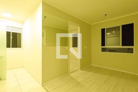 Sala/Cozinha de apartamento para alugar com 2 quartos, 36m² em Vila das Bandeiras, Guarulhos