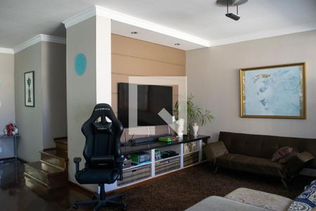 Sala de casa à venda com 4 quartos, 260m² em Vila Paulicéia, São Paulo