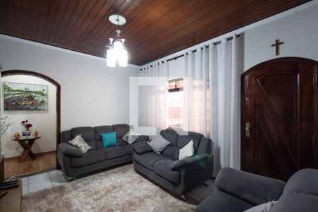 Casa à venda com 246m², 3 quartos e 3 vagasSala