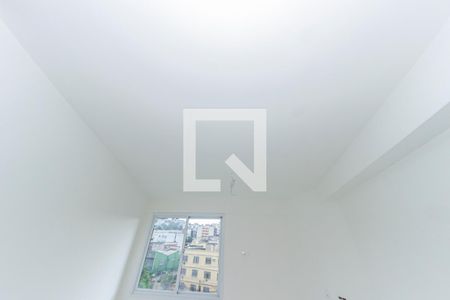 Quarto de apartamento à venda com 2 quartos, 56m² em Cordovil, Rio de Janeiro