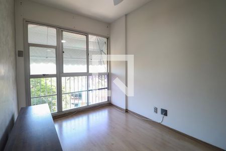 Sala  de apartamento para alugar com 2 quartos, 51m² em Pechincha, Rio de Janeiro