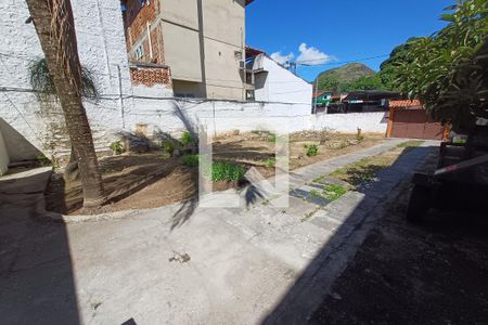 Quintal de casa à venda com 2 quartos, 100m² em Maceio, Niterói