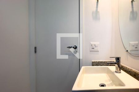 Banheiro de kitnet/studio à venda com 1 quarto, 22m² em Vila Mariana, São Paulo