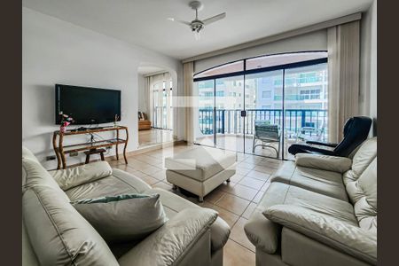 Sala de apartamento para alugar com 3 quartos, 135m² em Barra Funda, Guarujá