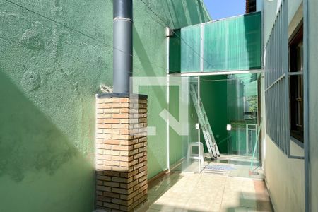 Corredor de casa à venda com 3 quartos, 293m² em Padroeira, Osasco