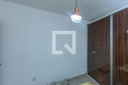 Quarto 1 de casa à venda com 2 quartos, 120m² em Vila Nova, Porto Alegre