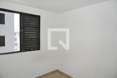 Quarto 1 de apartamento para alugar com 2 quartos, 46m² em Jardim Lallo, São Paulo