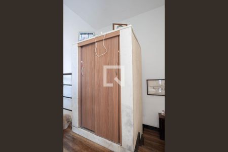 Corredor - Armário de casa de condomínio à venda com 3 quartos, 75m² em Itapoã, Belo Horizonte