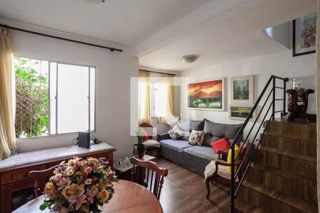 Sala de casa de condomínio à venda com 3 quartos, 75m² em Itapoã, Belo Horizonte