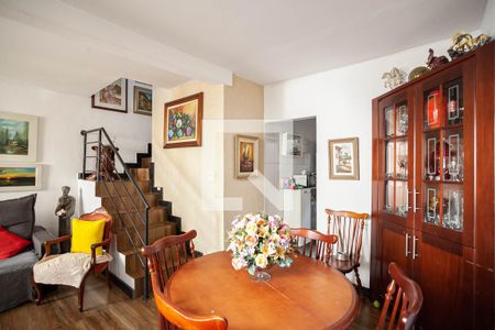 Sala de casa de condomínio à venda com 3 quartos, 75m² em Itapoã, Belo Horizonte