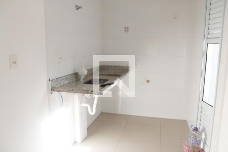 Sala e Cozinha de apartamento à venda com 2 quartos, 46m² em Vila Mazzei, São Paulo