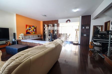 Sala de casa à venda com 4 quartos, 563m² em Freguesia (jacarepaguá), Rio de Janeiro