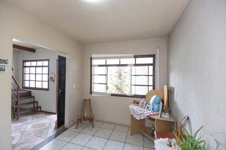 Sala de casa à venda com 3 quartos, 260m² em Feitoria, São Leopoldo