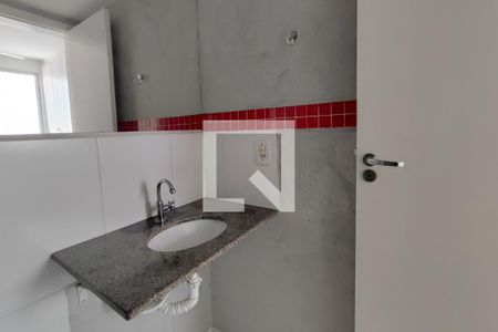 Banheiro Suíte de apartamento à venda com 3 quartos, 63m² em Jardim do Trevo, Campinas