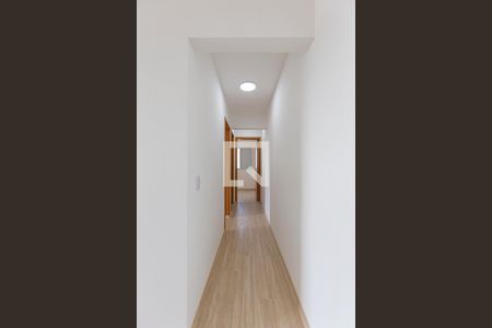 Corredor de apartamento para alugar com 2 quartos, 59m² em Casa Branca, Santo André