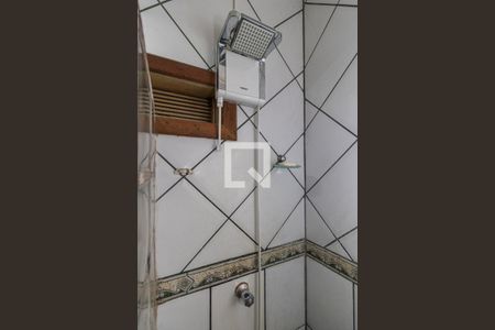 Banheiro da Suíte de apartamento à venda com 4 quartos, 126m² em Santana, Porto Alegre