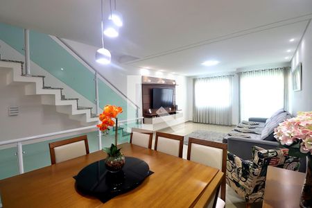 Sala de casa à venda com 3 quartos, 199m² em Campestre, Santo André