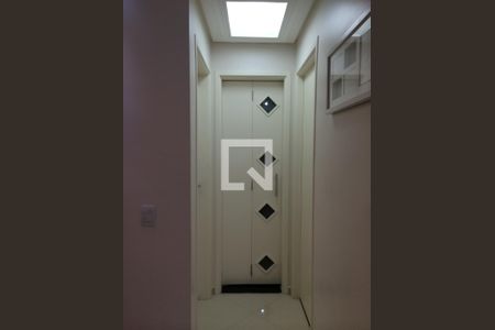 Corredor de apartamento à venda com 2 quartos, 55m² em Sítio da Figueira, São Paulo