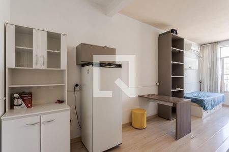 Cozinha de kitnet/studio à venda com 1 quarto, 38m² em Floresta, Porto Alegre