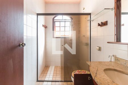 Casa para alugar com 350m², 2 quartos e 10 vagas Casa para alugar com 350m², 2 quartos e 10 vagasBanheiro