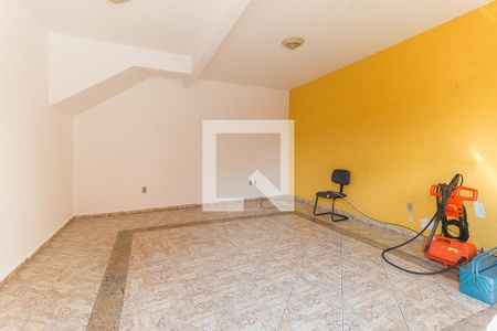 Sala de casa para alugar com 2 quartos, 350m² em Jardim Camila, Mogi das Cruzes